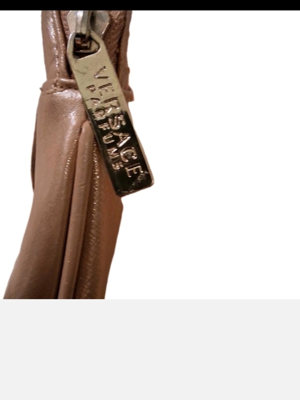 ✨ Versace Parfums Metallic Cosmetic Pouch / Clutch – Champagne Gold ✨ - Picture 5 of 6